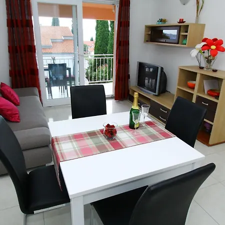 Renato Apartamento Sveti Filip i Jakov