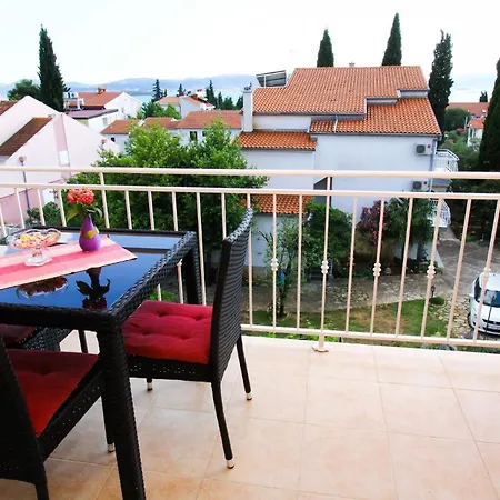 Renato Apartamento Sveti Filip i Jakov