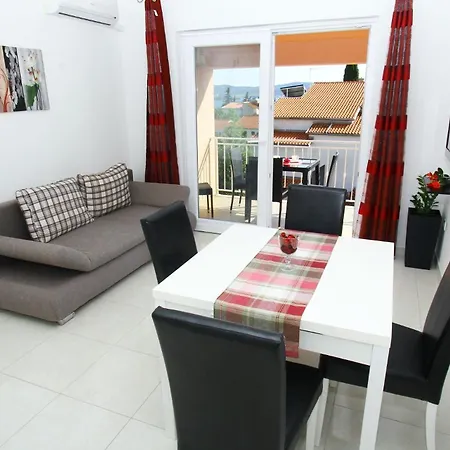 Apartman Renato Sveti Filip i Jakov